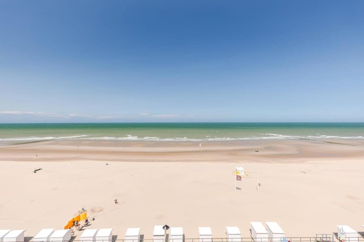 Huswell - Apartment With Stunning Sea View In Middelkerke Bagian luar foto