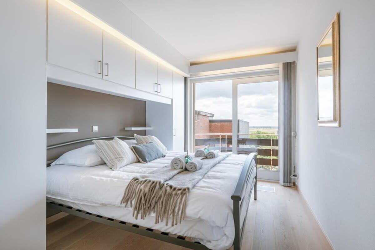 Huswell - Apartment With Stunning Sea View In Middelkerke Bagian luar foto