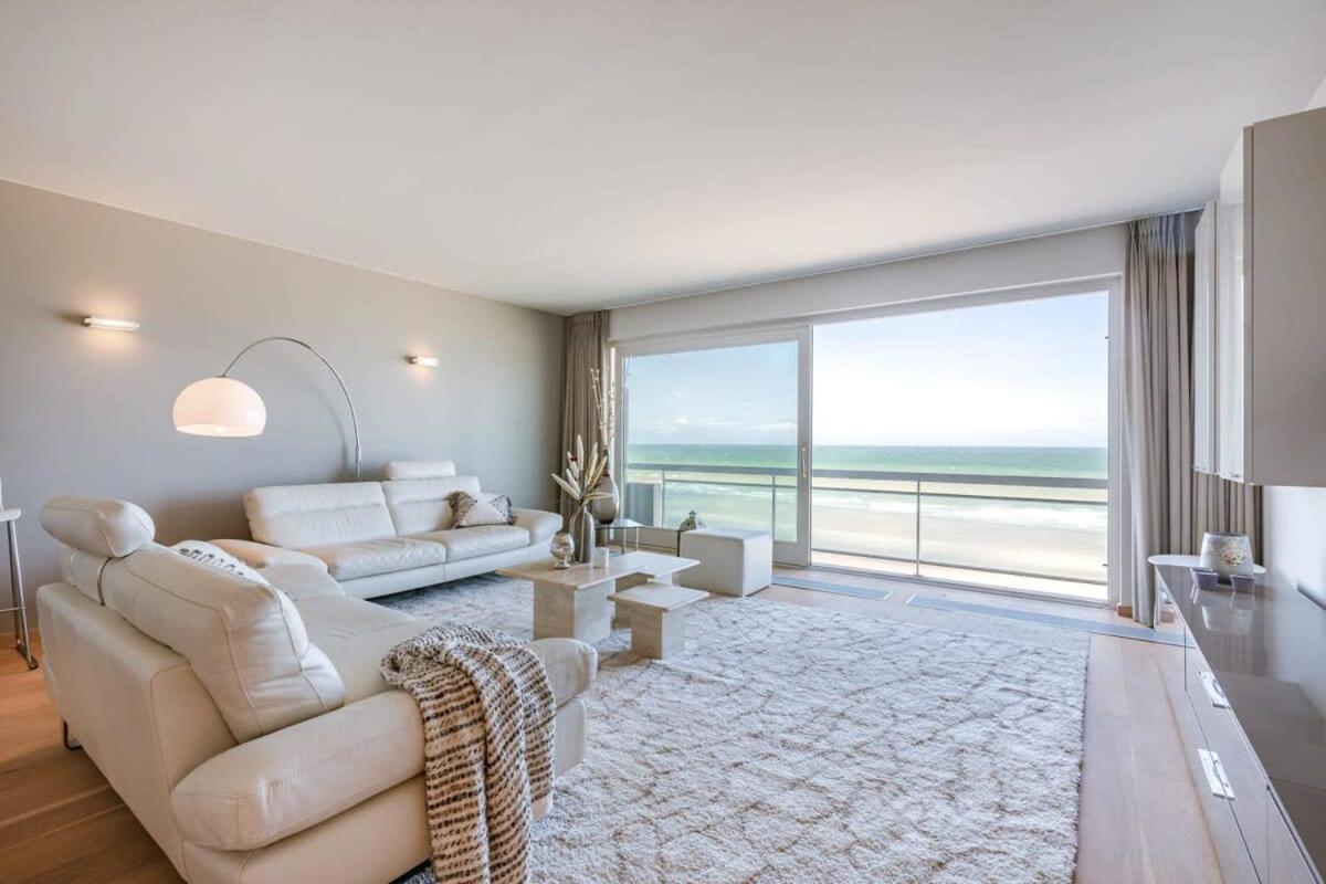 Huswell - Apartment With Stunning Sea View In Middelkerke Bagian luar foto