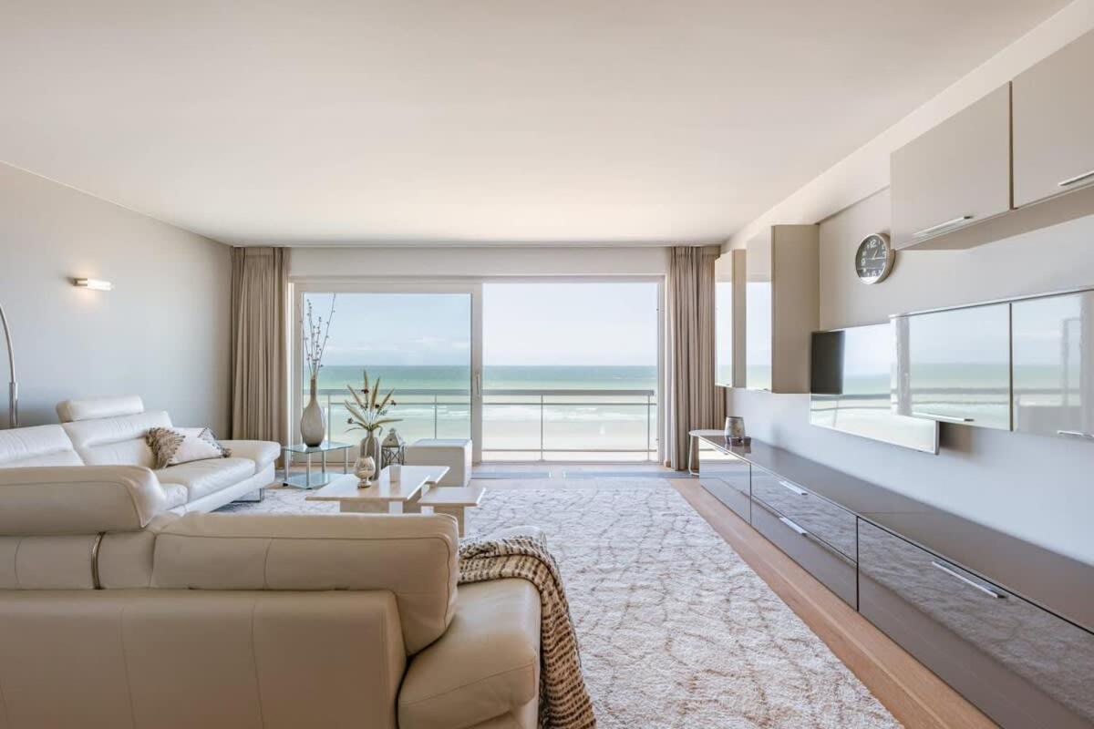 Huswell - Apartment With Stunning Sea View In Middelkerke Bagian luar foto
