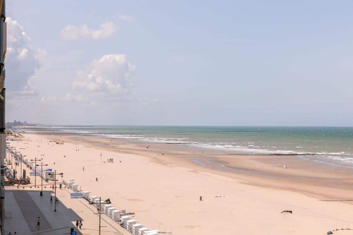 Huswell - Apartment With Stunning Sea View In Middelkerke Bagian luar foto